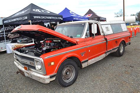 Farmageddon: Street Outlaws’ Farmtruck and Azn host a wild, no-time ...