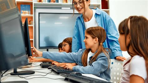 Computer Basics for Kids: What to Teach and Why? — Acer Corner