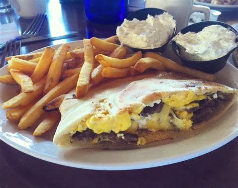 11 Best Breakfast Spots In Buffalo