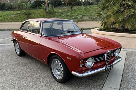 1967 Alfa Romeo Giulia Sprint GT Veloce for sale on BaT Auctions - closed on March 19, 2020 (Lot ...