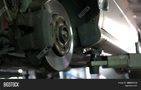 Hub Wheel Car Service Image & Photo (Free Trial) | Bigstock