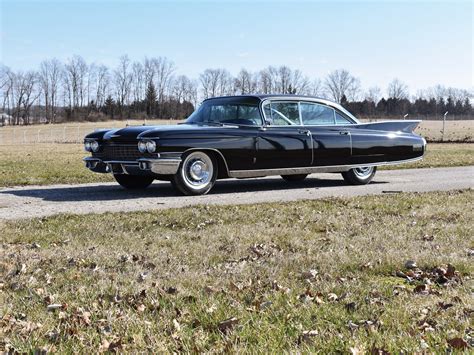 1960 Cadillac Fleetwood Sixty Special | Auburn Fall 2018 | RM Sotheby's