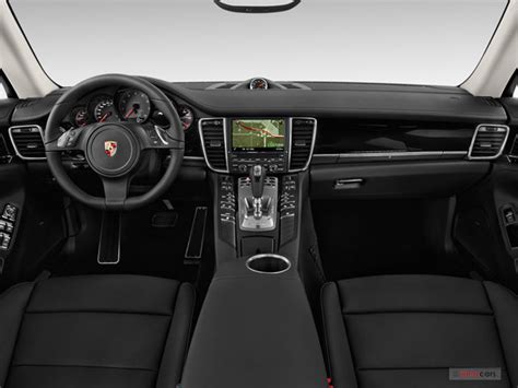 2016 Porsche Panamera Interior | U.S. News & World Report