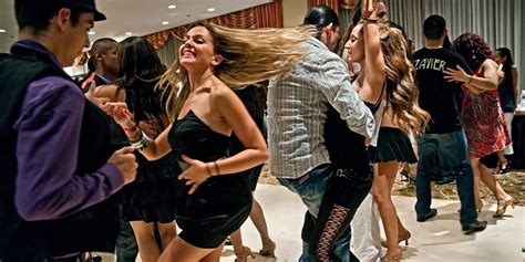 Styles of Salsa Dancing | Toronto Salsa, Kizomba, Bachata, Samba Classes and Dancers