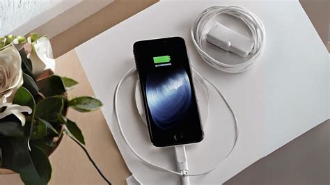 Apple iPhone 15 Wireless Chargers 15W Confirmed By Anker And Others - Men's Journal Tech Trends ...