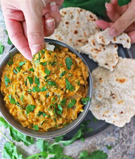 Easy Lentil Curry Recipe (with canned lentils) - Savory Spin