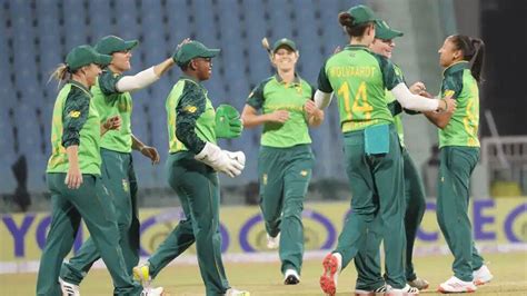 South Africa women rewarded with nearly Rs 27 lakhs for beating India ...