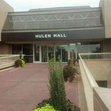 Hulen Mall - Hulen Mall - 4800 S Hulen St