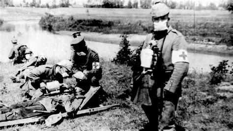 100 years ago - First gas attacks in WWI - CBS News