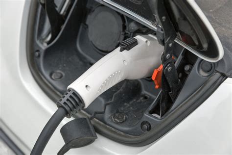 How long does it take to charge a Nissan Leaf? - EV Pulse