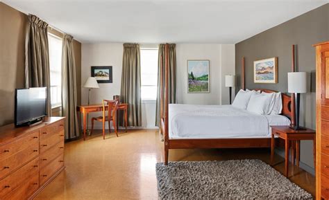 THE HARRASEEKET INN AND SUITES - Updated September 2024 - 97 Photos & 116 Reviews - 162 Main St ...