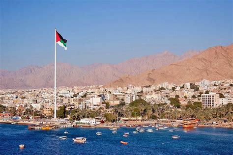 Download Aqaba, Jordan Shoreline Wallpaper | Wallpapers.com