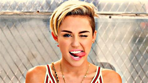 Miley Cyrus Wallpaper 23 - WallpaperSafari