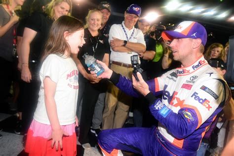 Denny Hamlin's daughter accidentally ends her dad's race - Los Angeles Times