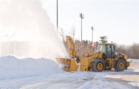 Wanted: Northern Illinois Snow Plows | 103.7 WDBR