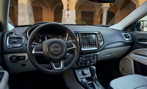 Jeep Compass 4xe Türkiye'de satışa sunuldu! - OTOPARK.com