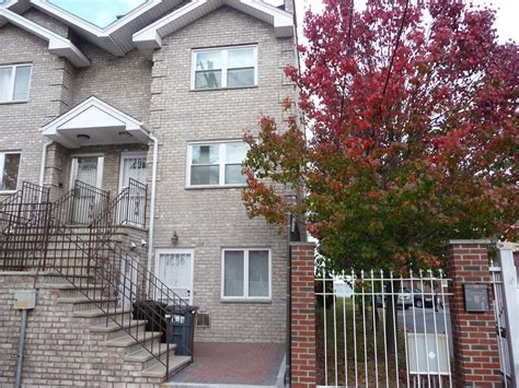 Open House Throgs Neck Waterview Home for sale Bronx NY