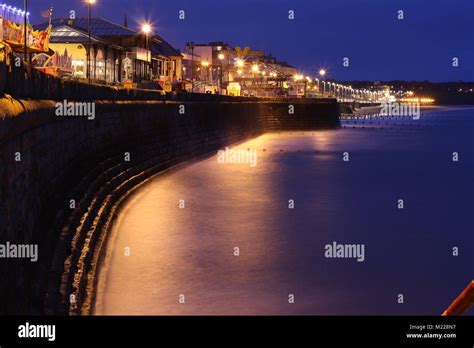 Bridlington sea front at night Stock Photo - Alamy