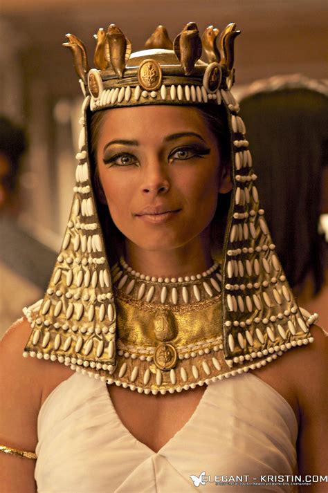 Kristin Kreuk as Cleopatra | Kristin kreuk, Moda egiziana, Donne egiziane