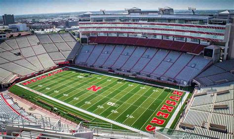 USA: Green light for renovation of monumental stadium in Lincoln ...