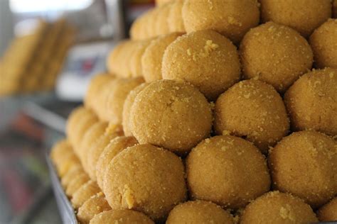 18 Must-try Traditional Indian Sweets