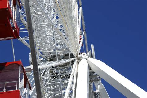 Structurae [en]: Navy Pier Ferris Wheel