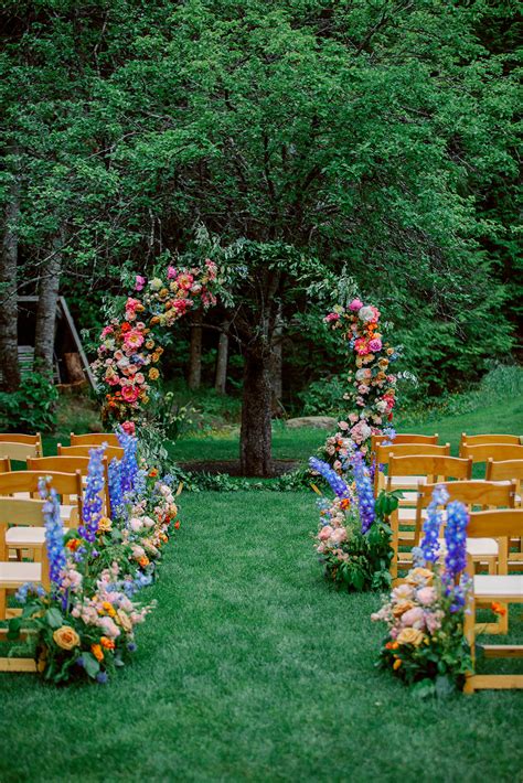 A FAIRYTALE CASTLE WEDDING SET IN VERMONT'S NORTHEAST KINGDOM | Vermont ...