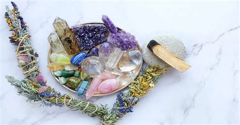 Healing Stones - What They Are And How To Use Them - MindEasy