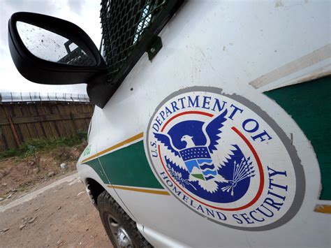 Border Patrol unveils new "risk-based" strategy - CBS News