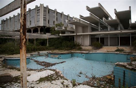 Abandoned Hotels That Will Give You Chills | Reader's Digest