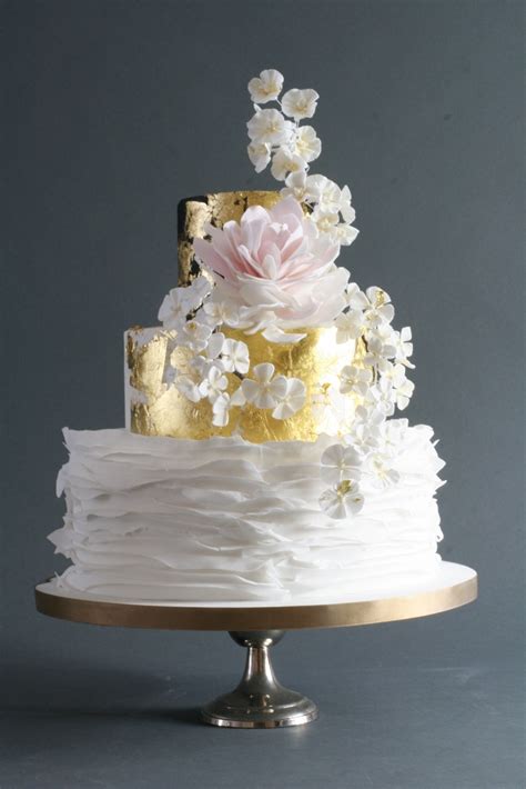 Japan wedding cake | Japanese style cake with gold leaf and … | victoria watkin-jones | Flickr