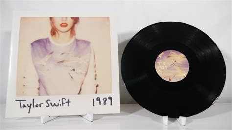 Taylor Swift - 1989 Vinyl Unboxing - YouTube