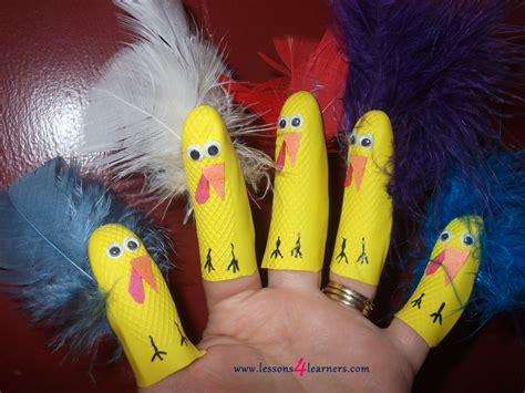 Five Little Turkeys Finger Play YI - www.lessons4learners.com