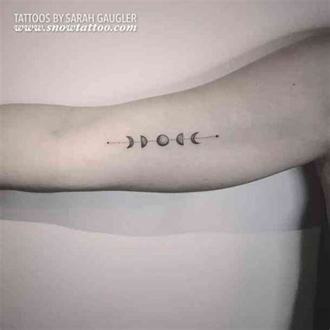 30 Meaningful Moon Tattoos & Moon Phase Tattoo Ideas | Moon tattoo ...