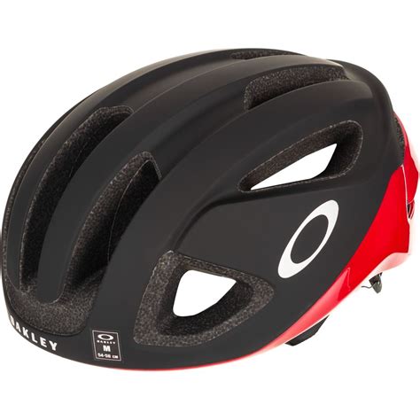 Oakley Aro3 Helmet | Competitive Cyclist