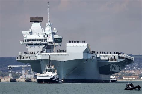 Aircraft carrier HMS Prince of Wales on its way to dry dock for repairs | SWZ|Maritime