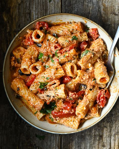 Eggplant and sun dried tomato pasta with ricotta - Serving Dumplings