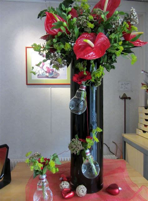 Anthuriums | Floral arrangements, Anthurium, Glass vase