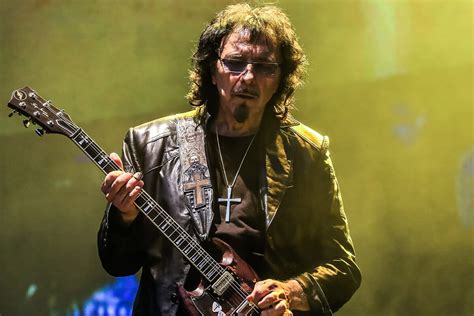 How did Tony Iommi Lose His Fingers?