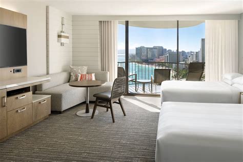 Honolulu, Hawaii Resort for Families | Waikiki Beach Marriott Resort & Spa