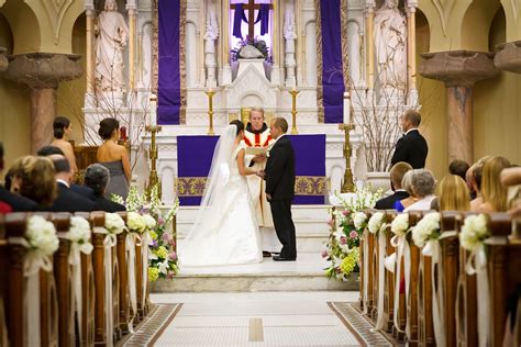 Aisle flowers by Botanica #wedding #weddingflowers #Botanica at Sacred Heart Catholic Church ...