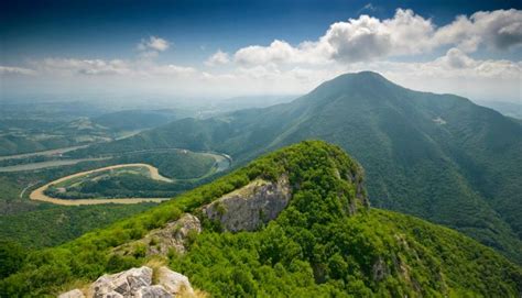 Serbia’s Natural Wonders – Découvrir La Vie