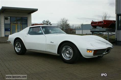 1972 Corvette C3 Stingray - Car Photo and Specs