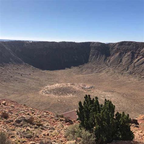 Meteor Crater in Arizona, two hours seeing a unique landmark