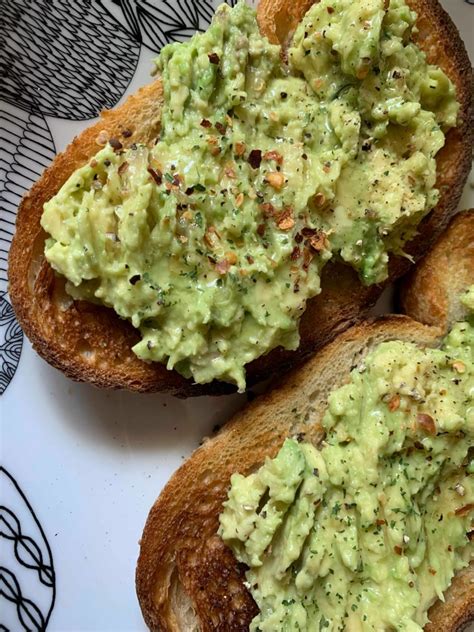 Easy Avocado Toast Recipe - That's It LA