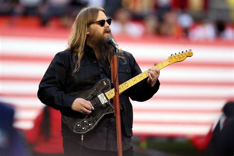 Chris Stapleton: Fans praise singer’s ‘breathtaking’ Super Bowl rendition of national anthem