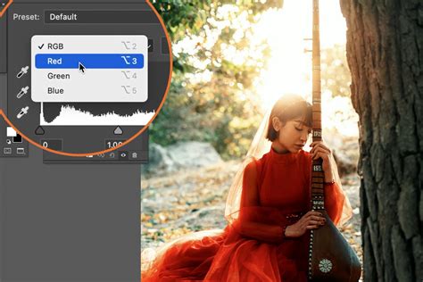 How to Create Realistic Light Rays in Photoshop - PHLEARN