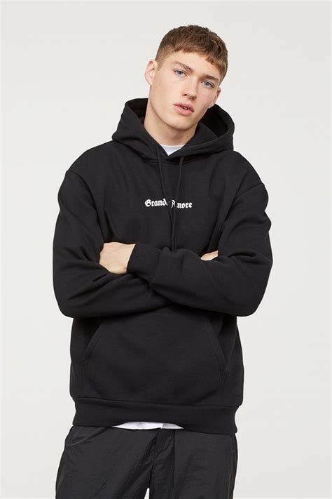 30+ Gentle Black Hoodie Ideas for Men To Look Stylish | Black hoodie men, Black hoodie style ...