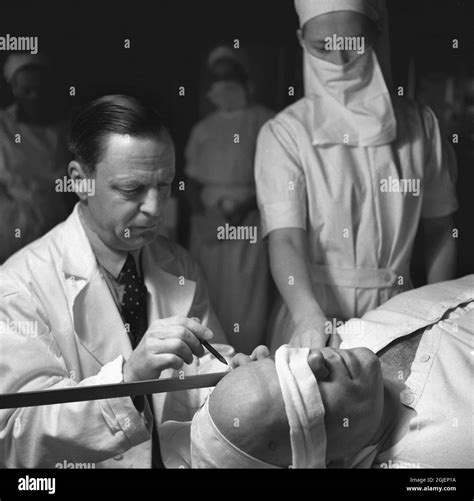 Lobotomy procedure Black and White Stock Photos & Images - Alamy