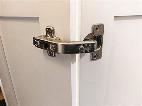 Looking For The Best Bi Fold Hinges For Cabinet Doors? We've Got You Covered.